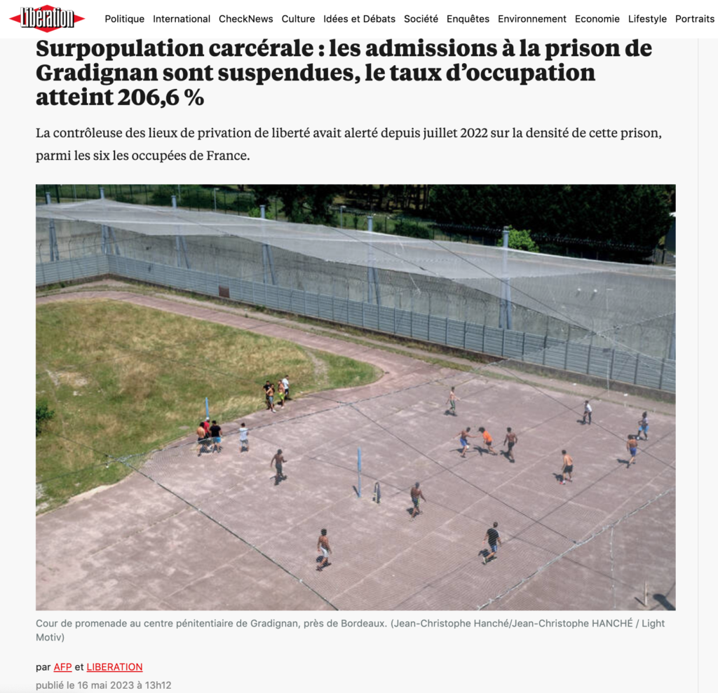 Extrait de l'article de presse du journal Libération avec une photo prise à la prison de Gradignan