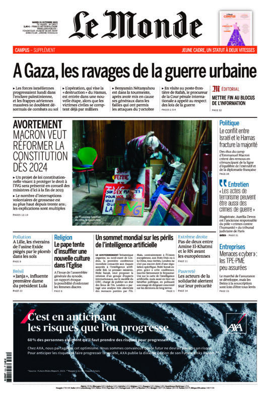 Parution en couverture d'une photographie d'Anouk Desury (Light Motiv) dans le journal Le Monde du 30 octobre 2023 à propos du projet de loi constitutionnelle sur l'IVG.