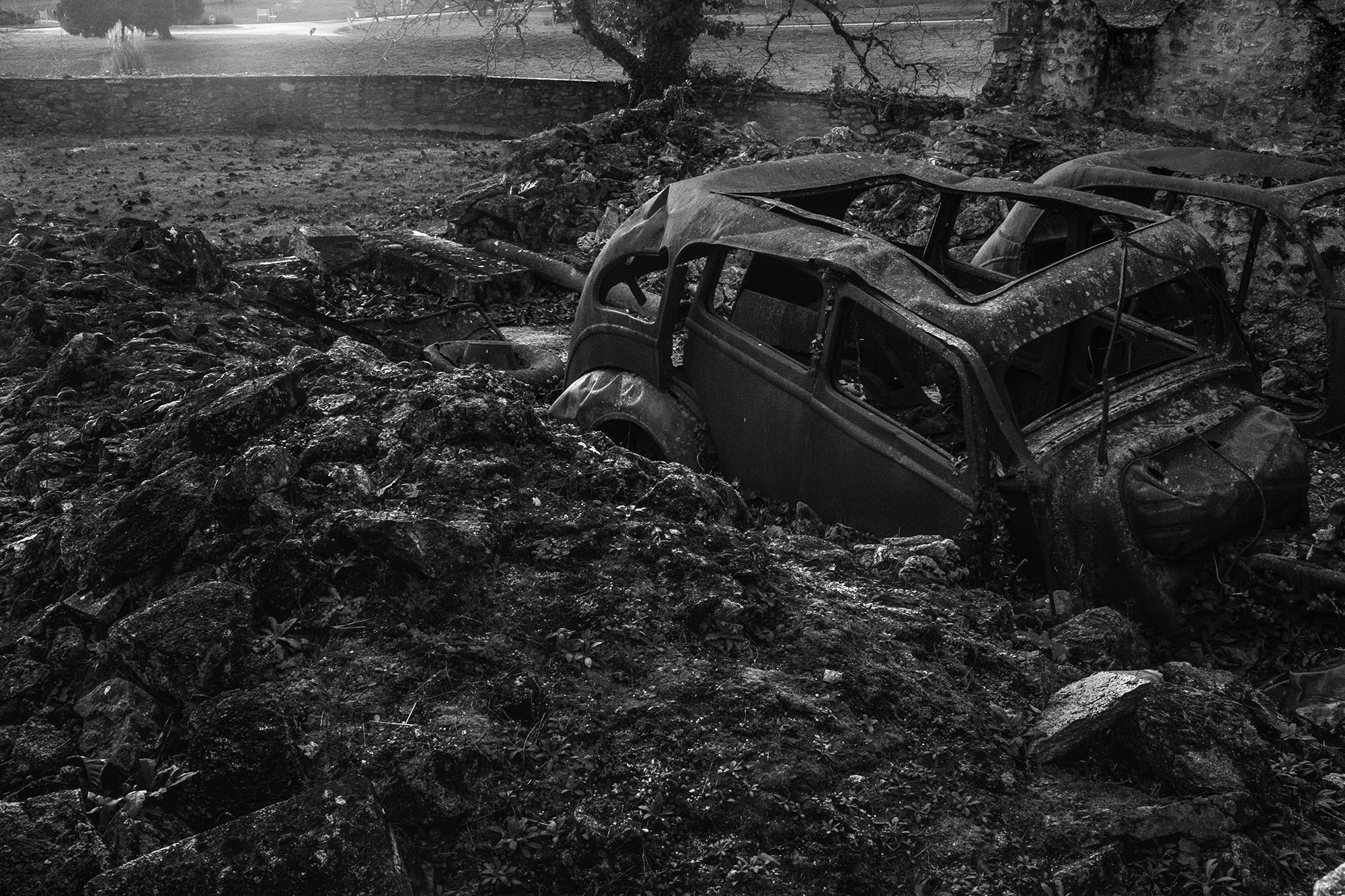 Photographie par Yannick Cormier du village martyr d'Oradour-sur-Glane où a eu lieu un massacre des habitants par une partie de la division Waffen SS Das Reich le samedi 10 juin 1944. L'année 2024 marquera les 80 ans de commémoration depuis le drame.