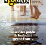 Visuel de couverture / photographie de Gabriela Tellez / Light Motiv sur la vétusté du service public des piscines communales en France dans La Gazette des Communes n°10/2806